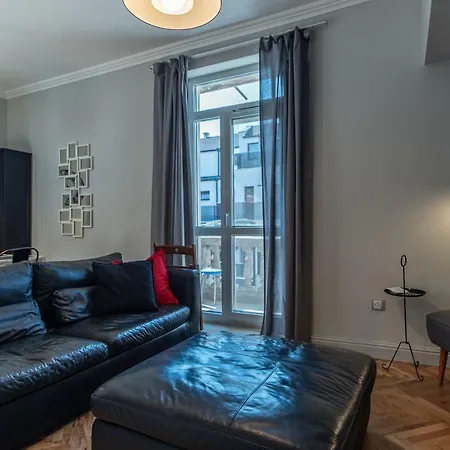 Apartment Midnight Blue Burgas