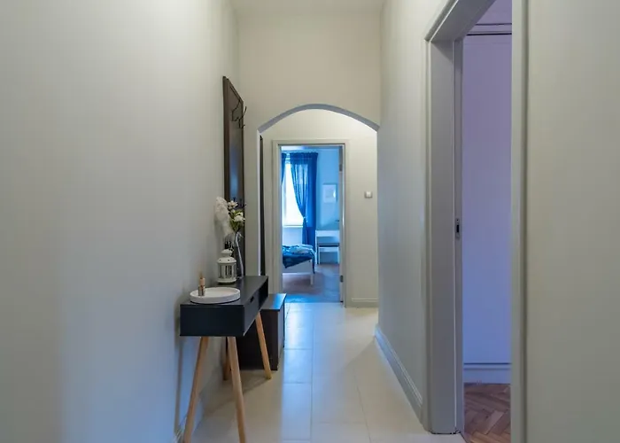 Midnight Blue Apartment *