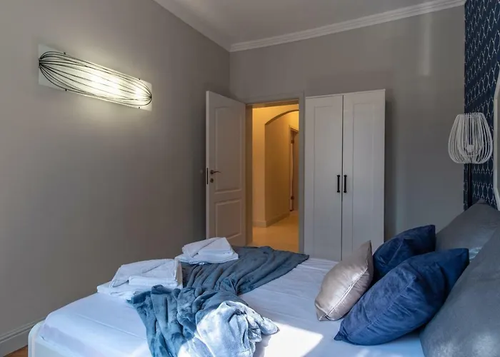 Midnight Blue Apartment Burgas City